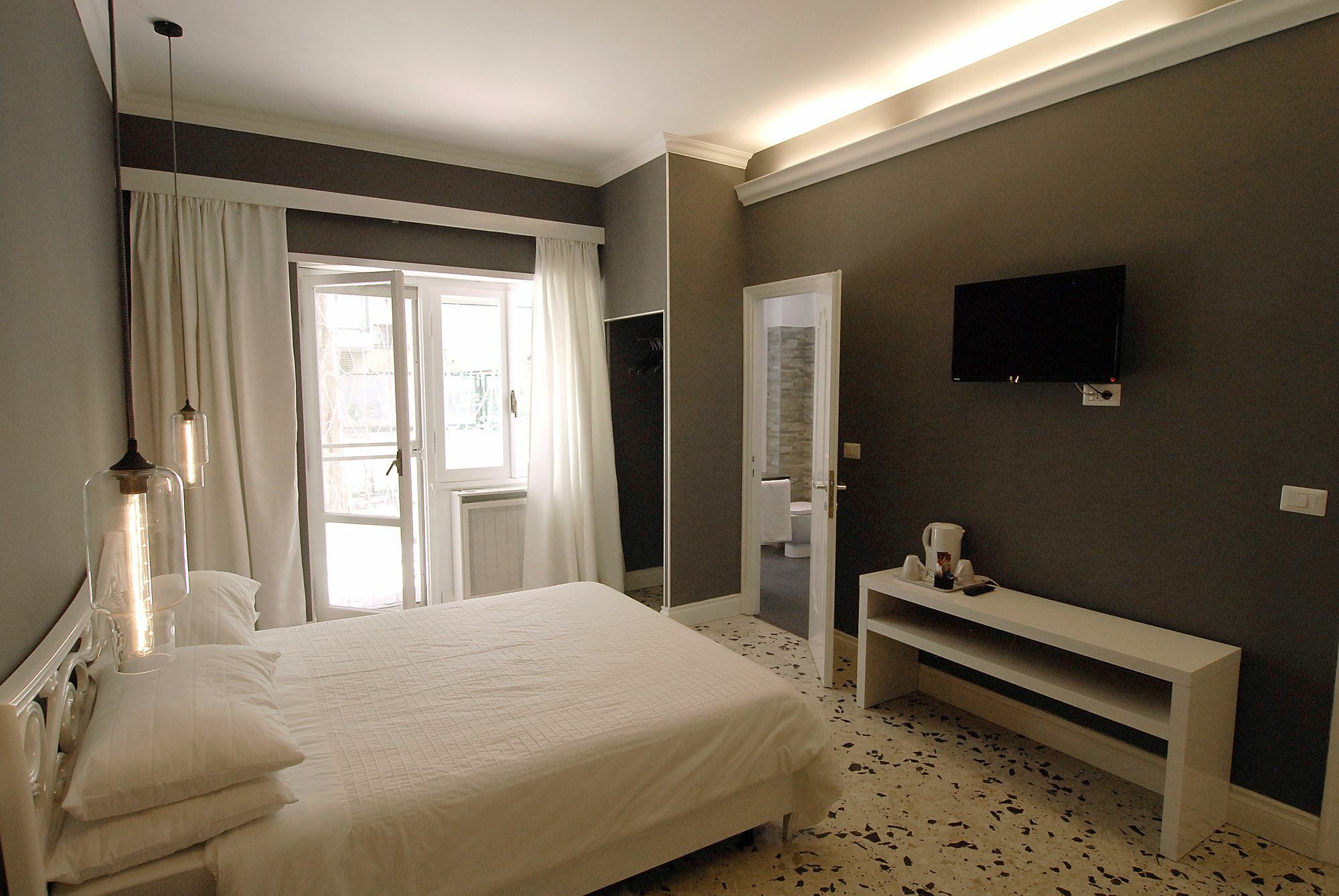 Tiburtina Garden Couette-café 2*